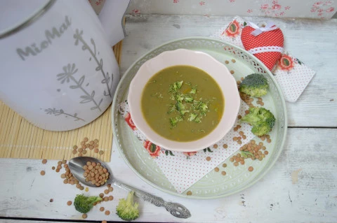 Šošovicovo-brokolicová polievka