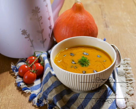 Hokaido-paradajkovo-cícerová polievka od Moje jedlo