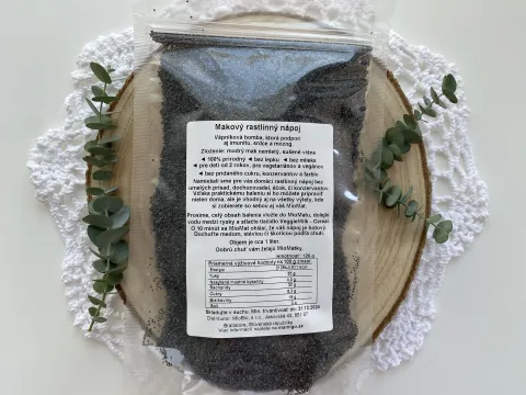 Namiešané rastlinné mlieko: Makové so sušenými brusnicami