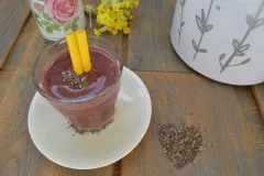 Acaico-broskyňa smoothie