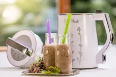 Banánové smoothie s červeným hroznom od Snědeno.cz