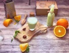 Mango-pomaranč-rukola smoothie