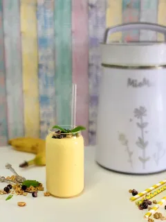 Mangovo-banánový milkshake