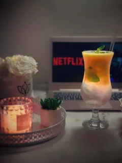 Mangový alkoholický nápoj