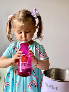 Ovocné smoothie od @mama.mnam.mnam