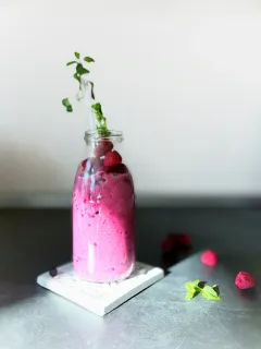 Ovocné smoothie s tvarohom