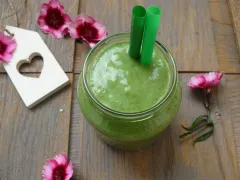 Špenátovo-avokádové smoothie