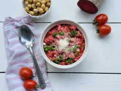 Cviklové cestoviny