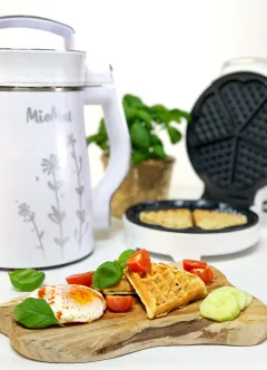 Cuketové wafle s parmezánom