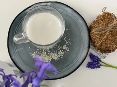 Sezamové rastlinné mlieko