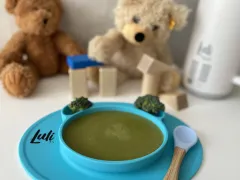 Príkrm z quinoa a brokolice